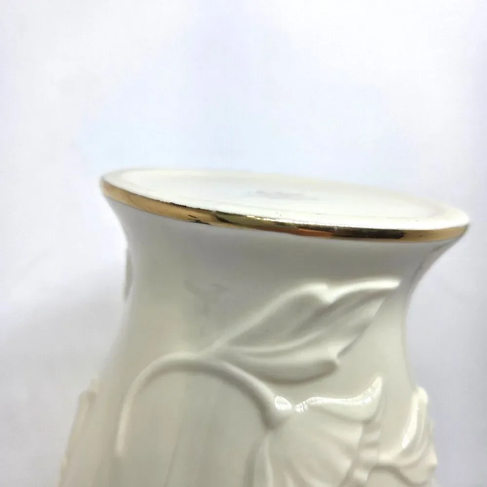 Vintage LENOX 10” Vase POPPY Pattern, creamy ivory AMERICAN BY DESIGN